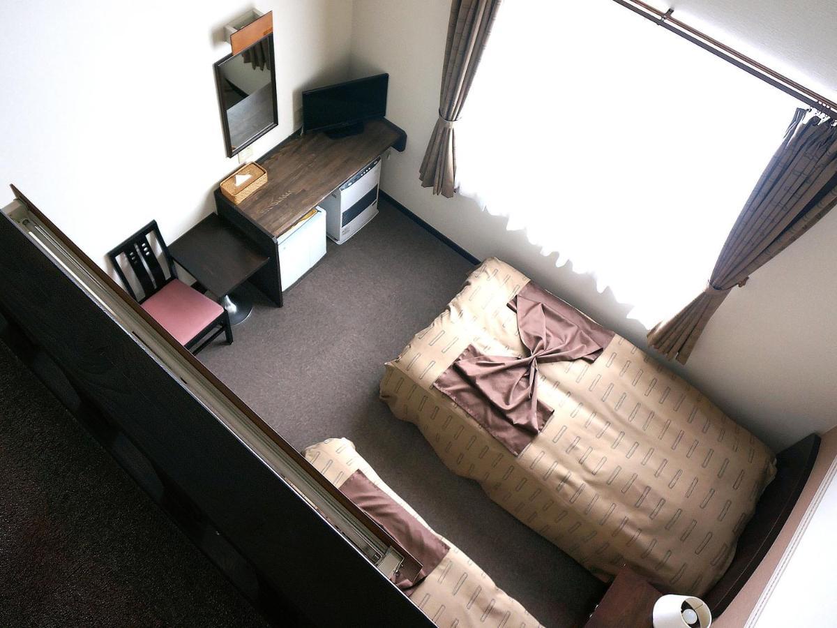 Petit Hotel Blaneneige Nakafurano Екстер'єр фото