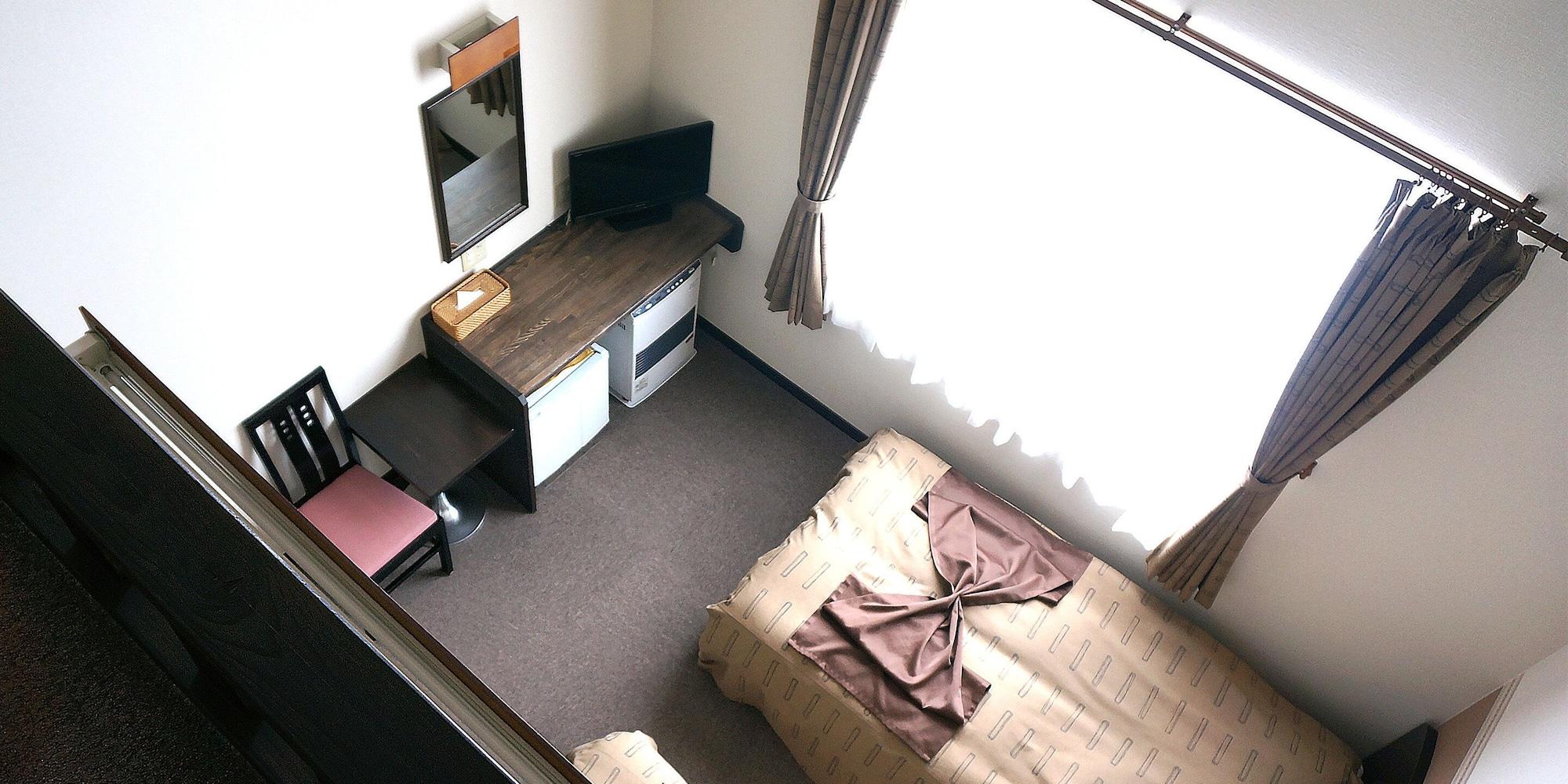 Petit Hotel Blaneneige Nakafurano Екстер'єр фото