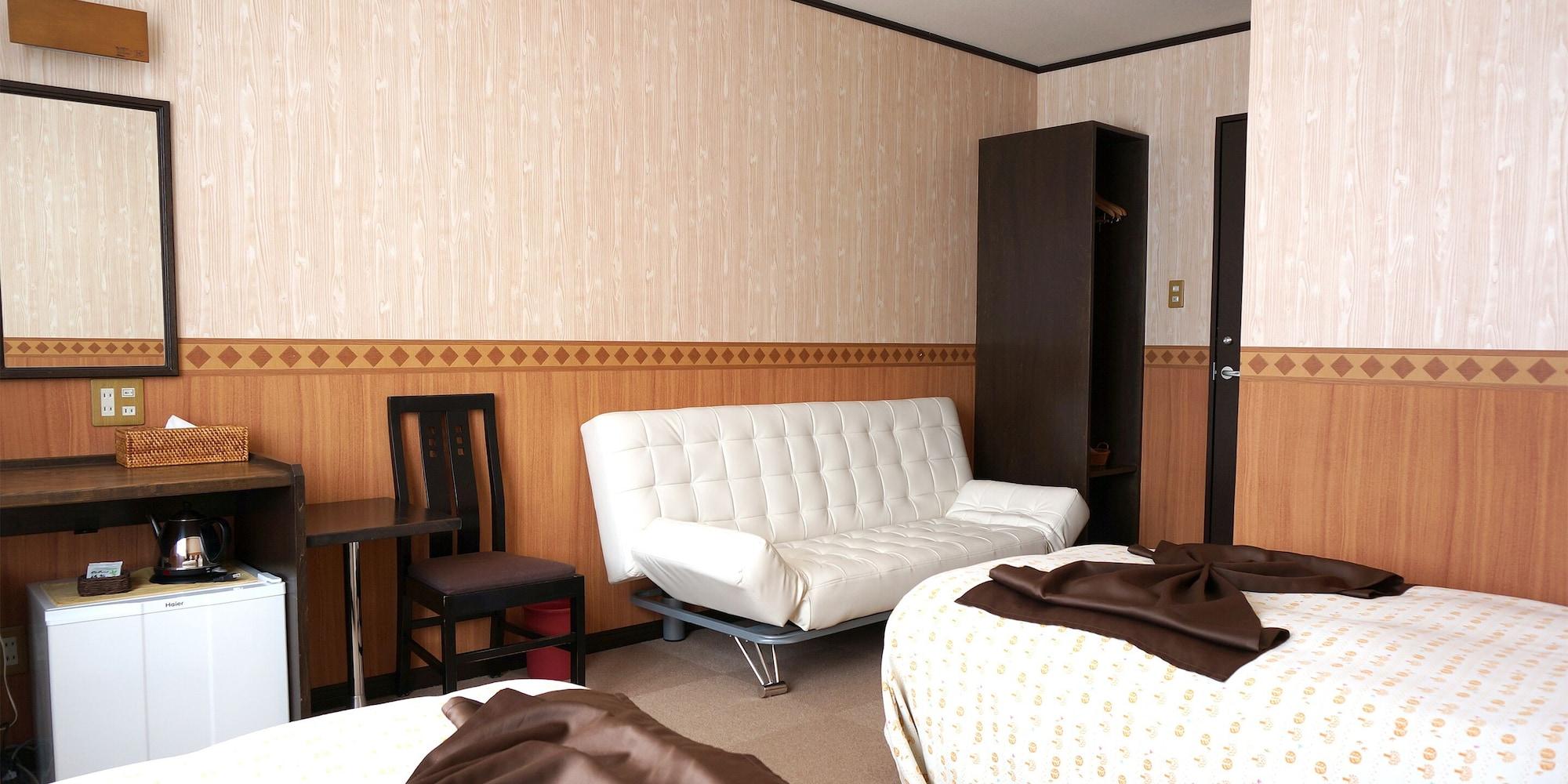Petit Hotel Blaneneige Nakafurano Екстер'єр фото